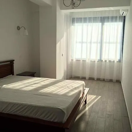 Beach Vibe Apartment, Sophia 2 Mamaia
