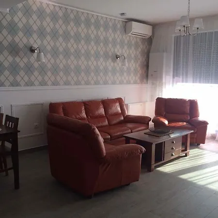 Beach Vibe Apartment, Sophia 2 Apartment Mamaia